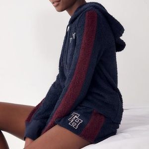 Tommy Hilfiger UO Marshmallow Hoodie